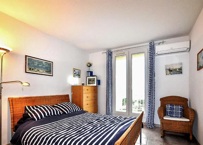 Stunning In Pierre La * Saint-Pierre-la-Mer (Aude)