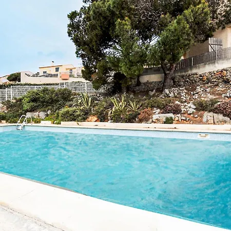 Holiday home Stunning In Pierre La