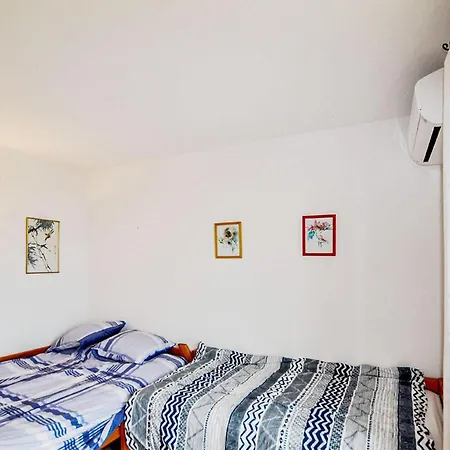 Stunning In Pierre La Holiday home *
